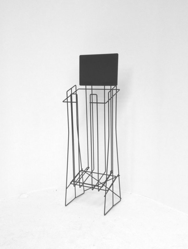 A4 Wire Real Estate Display Stand Extra Deep Landscape with extra top support wire